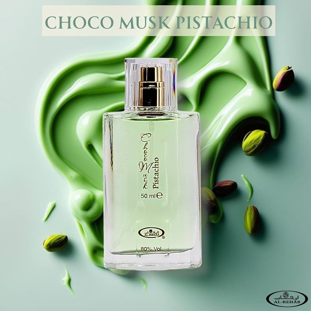 Choco Musk Pistachio 50ml Eau de Parfum Spray - Al Rehab in einer eleganten Flasche auf grünem Hintergrund.